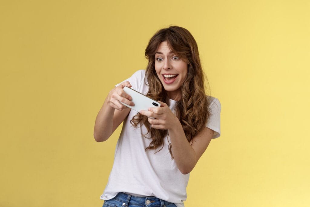 7 Smartphone Gaming Jadi Pilihan Terbaik Gamer 1 Smartphone gaming jadi pilihan terbaik gamers (Freepik/@benzoix)