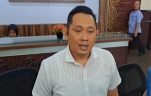 AKBP Bintoro Diduga Terlibat Kasus Pemerasan dan Suap Senilai Rp1,6 Miliar, Ini Sederet Fakta yang Terungkap 1 Dugaan pemerasan oleh AKBP Bintoro mencuat. Foto: YouTube PMJ News