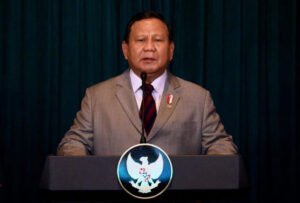 Resmi Diteken Presiden Prabowo! Korban PHK Kini Bisa Dapat JKP 60 Persen Gaji Selama 6 Bulan, Begini Syarat dan Cara Klaimnya 1 Prabowo menetapkan aturan baru terkait JKP 60% gaji untuk korban PHK selama 6 bulan. (Foto: setneg.go.id)