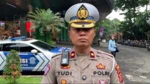 Update Kecelakaan di Tol Ciawi yang Tewaskan 8 Orang, Sopir Truk Belum Diperiksa, Polisi Fokus Ungkap Hal Ini 1 Polisi menyelidiki kecelakaan di Tol Ciawi, 10 saksi diperiksa. (Foto: Dok. Polda Jabar)