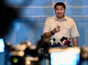 Kabar Baik! Menteri PKP Siapkan 220.000 Rumah Subsidi, Wartawan hingga Petani Dapat Jatah Khusus, Ini Detailnya 1 Menteri PKP Maruarar Sirait siapkan 220.000 rumah subsidi untuk wartawan, petani, nelayan, buruh, dan tenaga kesehatan. (Foto: BPMI Setpres/Cahyo)