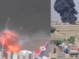 Tragis! Serangan Rudal Israel ke Bandara Sanaa Yaman Membuat 1 Pesawat Pengangkut Jamaah Haji Hangus Terbakar 1 Serangan udara Israel bakar pesawat pengangkut jamaah haji Yaman. (Foto: Instagram @lambe_turah)