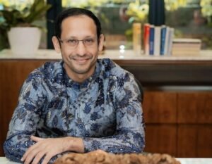 Dugaan Korupsi Proyek Laptop Kemendikbudristek di Era Nadiem Makarim Senilai Rp9 Triliun Terungkap, KPK Lakukan Penyelidikan 1 KPK menyelidiki dugaan korupsi proyek laptop Kemendikbudristek era Nadiem Makarim senilai Rp9 triliun, berpotensi seret banyak pihak. (Foto: Instagram.com/@mendikbudristek27)
