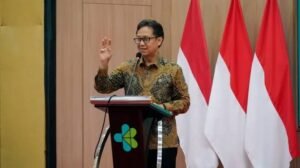 Desak MK Tolak Gugatan PB IDI, Menkes Budi Gunadi: UU Kesehatan 2023 Tak Langgar Konstitusi 1 Menkes Budi Gunadi tegaskan UU Kesehatan 2023 konstitusional dan minta MK tolak gugatan dari IDI. (Foto: Dok. Kemenkes)