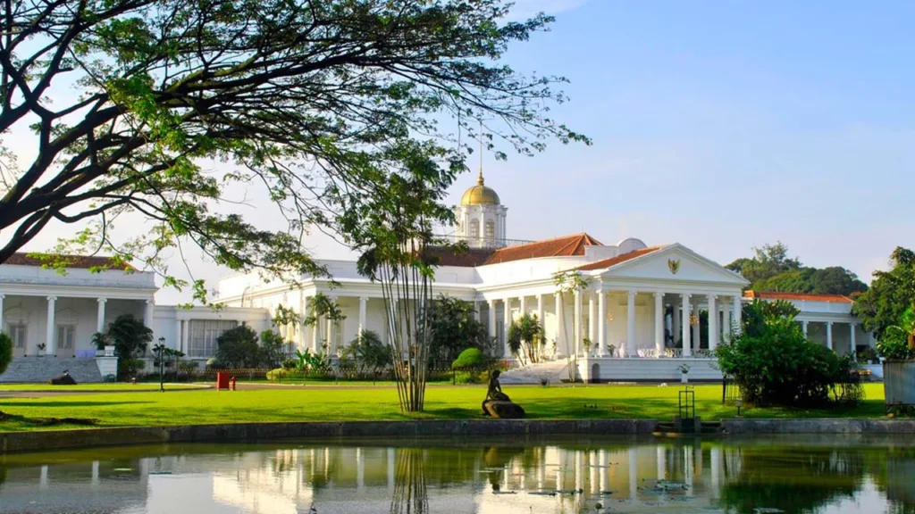14 Destinasi Wisata Terbaik di Bogor 1 14 Destinasi Wisata Terbaik di Bogor